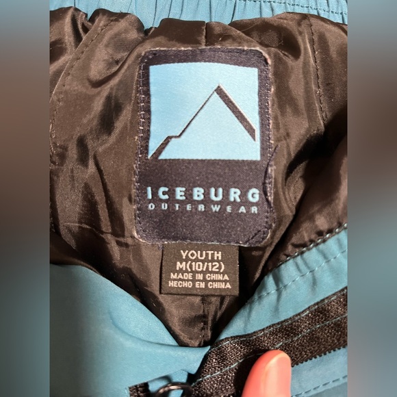 2 pairs of kids snow pants - Picture 2 of 4